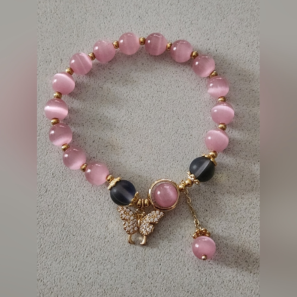 Cats Eye Pink and Blue Beaded Bracelet.